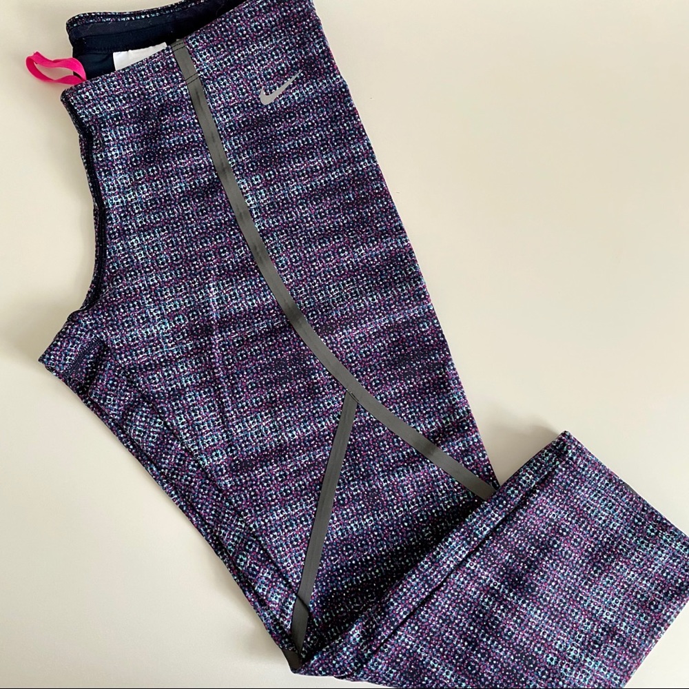 Nike Dri-Fit cropped leggings